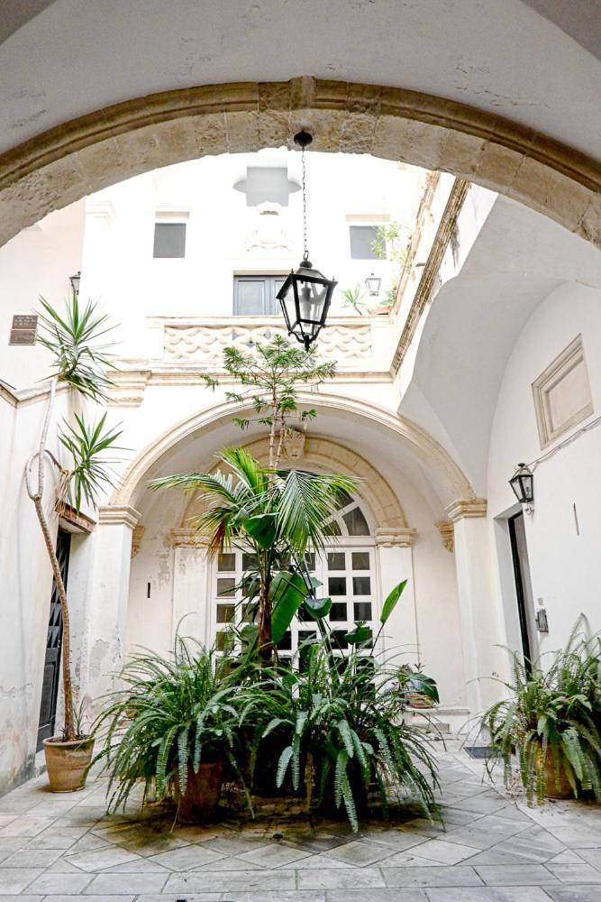 Miro Bed & Breakfast 2*