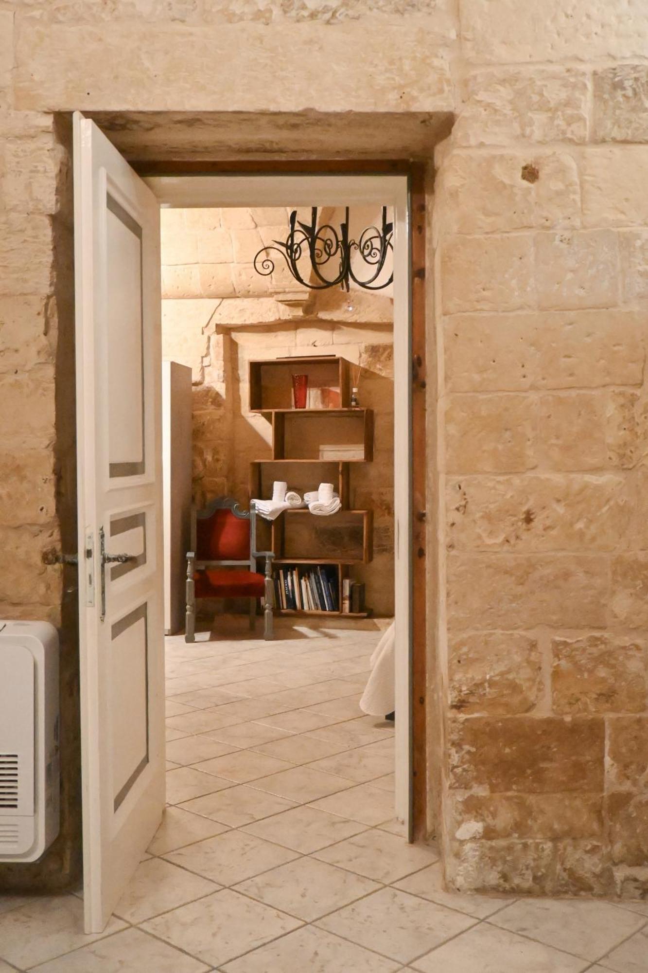 Miro Lecce